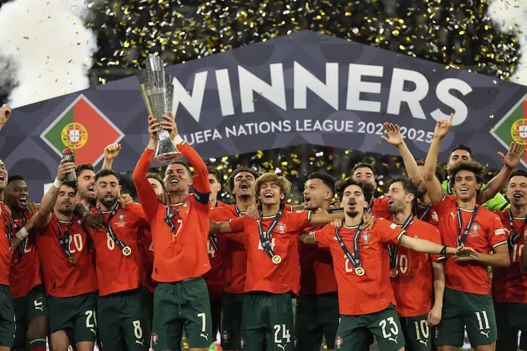 Portugal national team celebrating their Nations League title